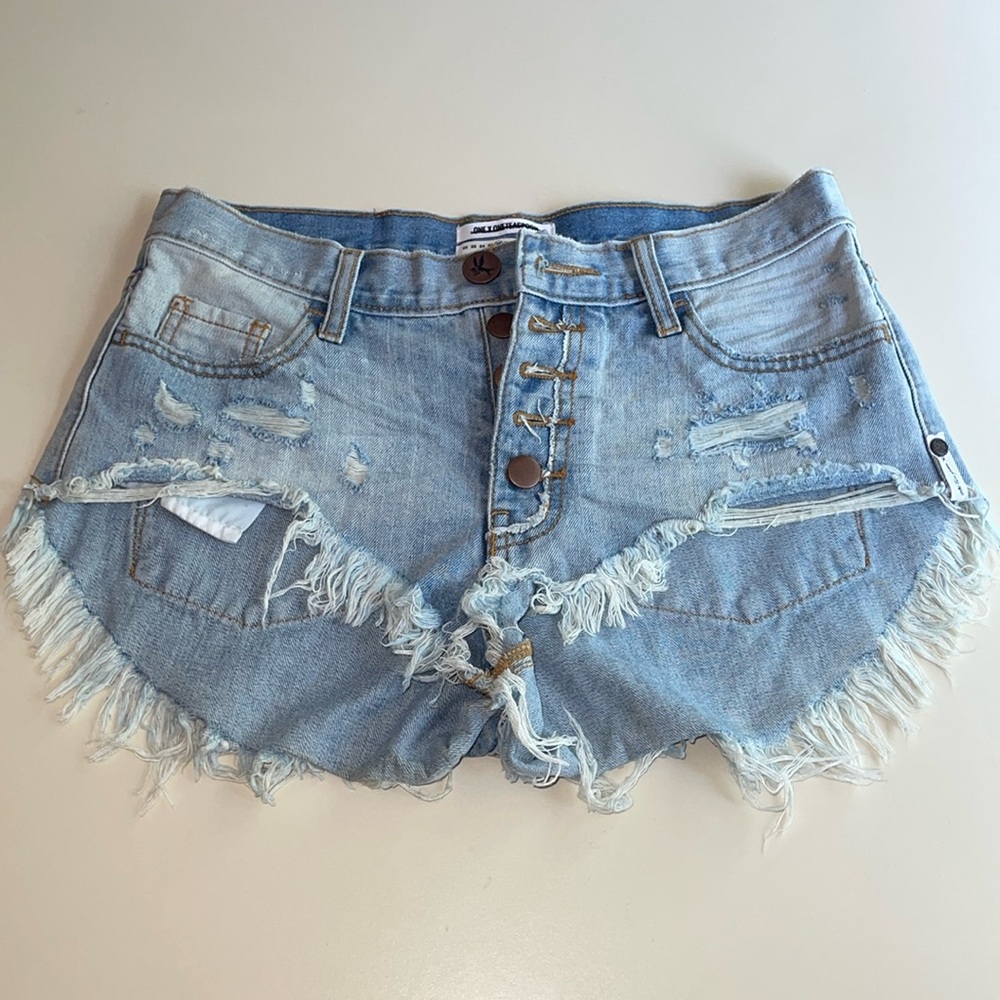 ONE by One Teaspoon Rollers Extreme Curved Raw Hem Denim Shorts